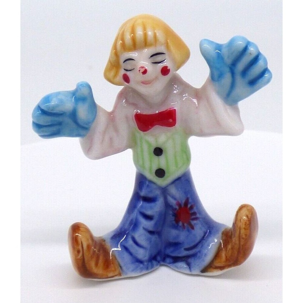 Clown Miniature Bone China Figurine Taiwan Bug House Collectible Big Hands